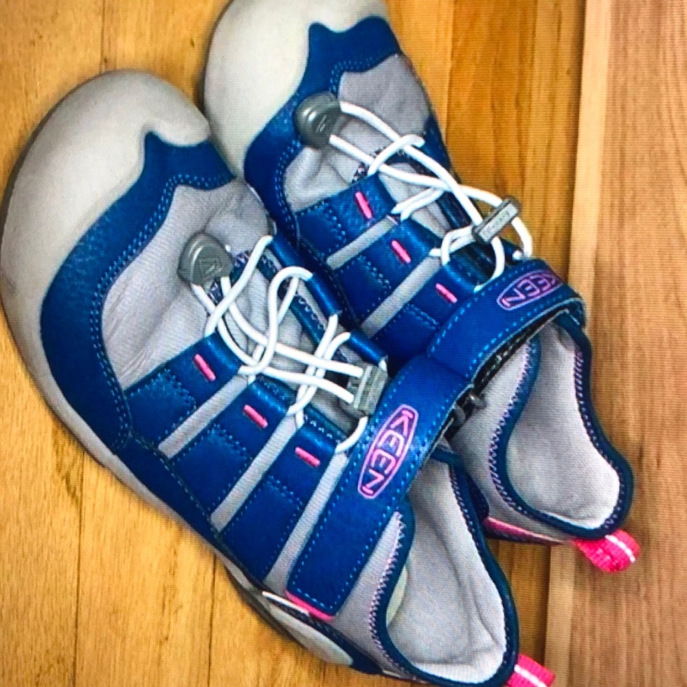 Keen Knotch Hollow shoes